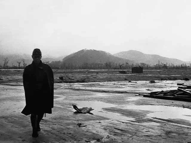 Postwar Japanese History: From Hiroshima to the Present